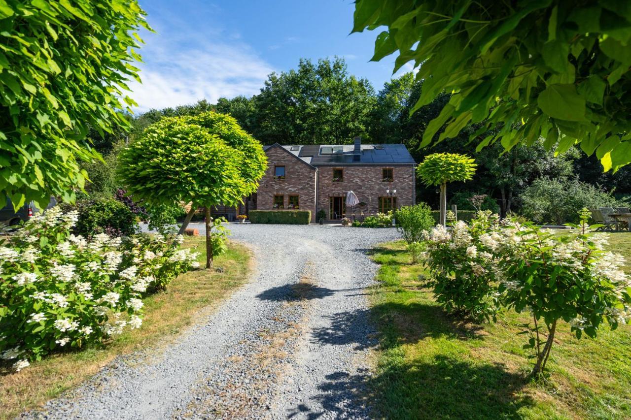 Bills Lodge, Le Plaisir De La Riviere A 2 Minutes Du Centre! La Roche-en-Ardenne Exterior photo